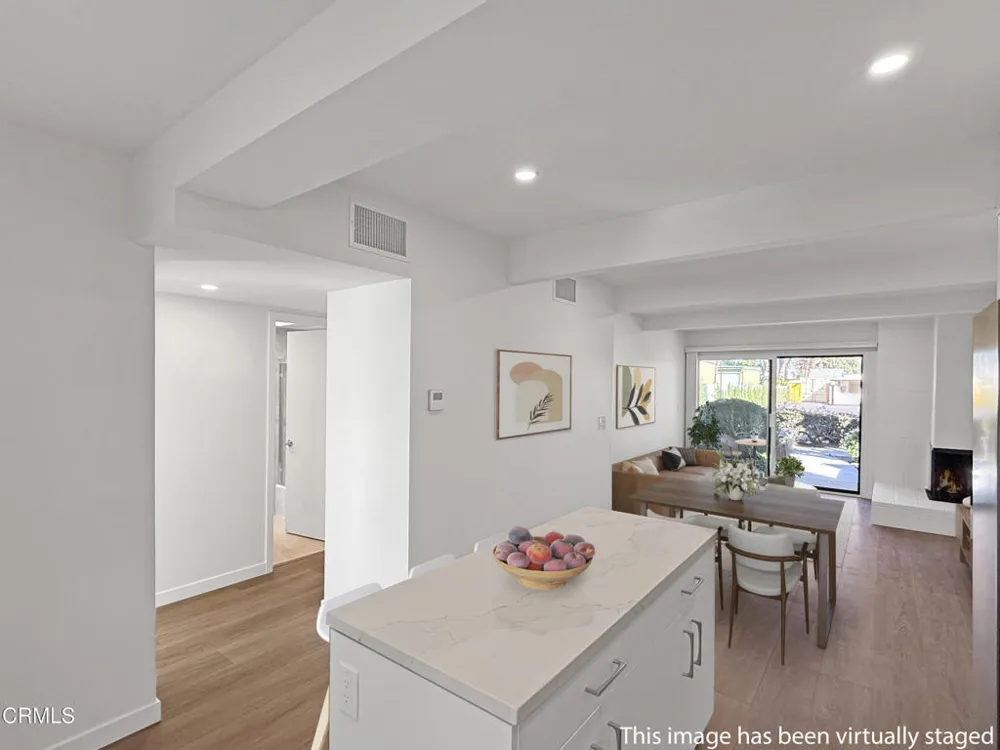 61 Redwood Avenue Ventura, CA 93003
