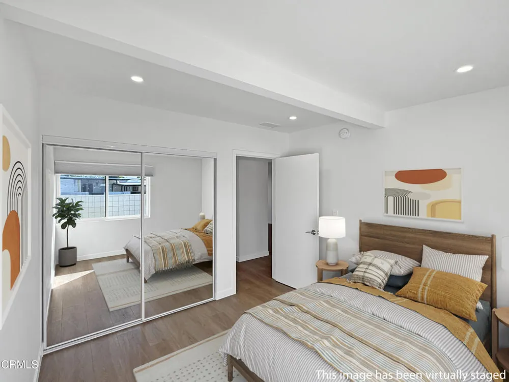 61 Redwood Avenue Ventura, CA 93003