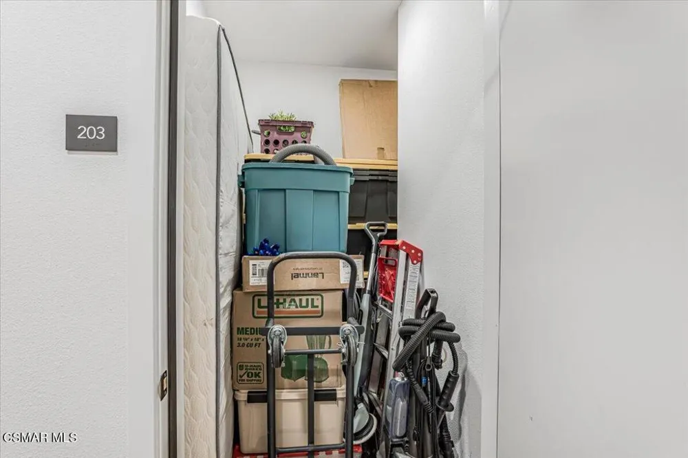 2870 Wagon Wheel Road #203 Oxnard, CA 93036