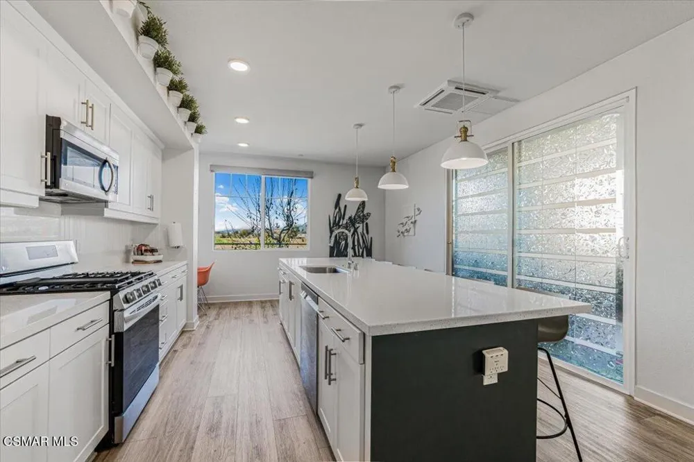 2870 Wagon Wheel Road #203 Oxnard, CA 93036