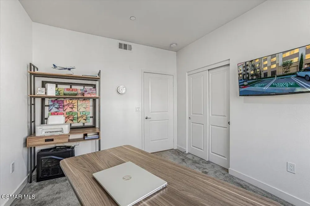 2870 Wagon Wheel Road #203 Oxnard, CA 93036