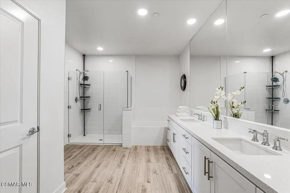 2870 Wagon Wheel Road #203 Oxnard, CA 93036