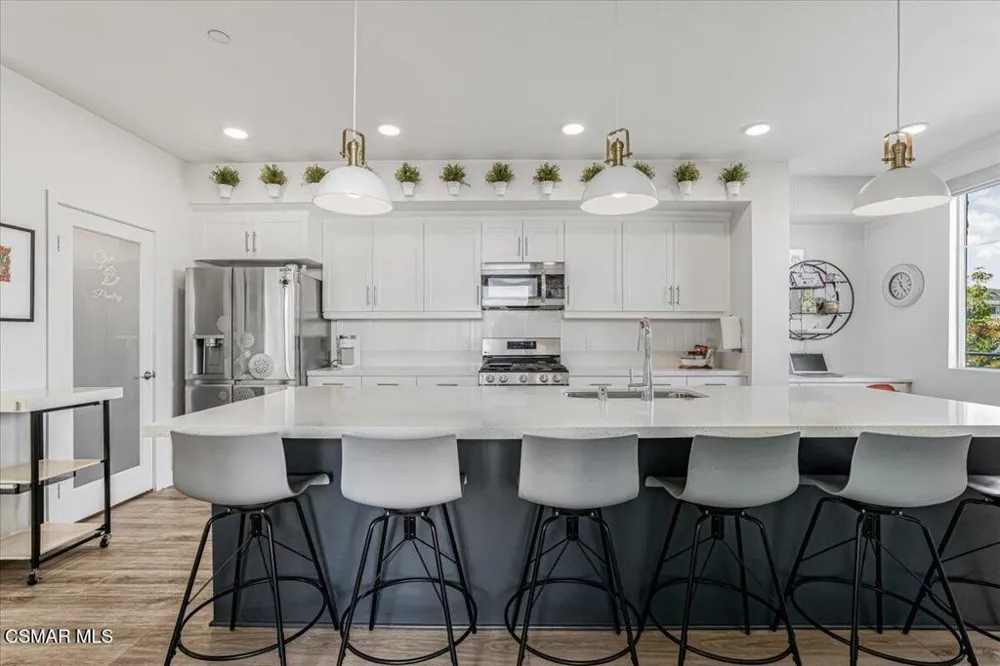 2870 Wagon Wheel Road #203 Oxnard, CA 93036