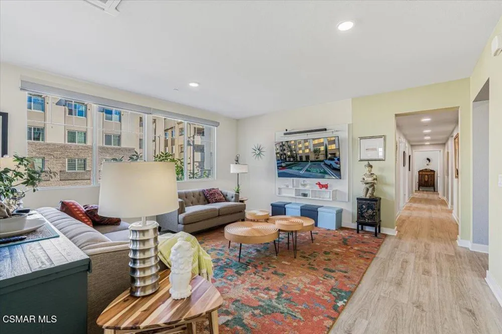 2870 Wagon Wheel Road #203 Oxnard, CA 93036