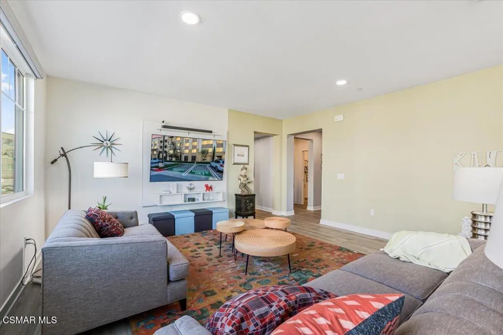 2870 Wagon Wheel Road #203 Oxnard, CA 93036