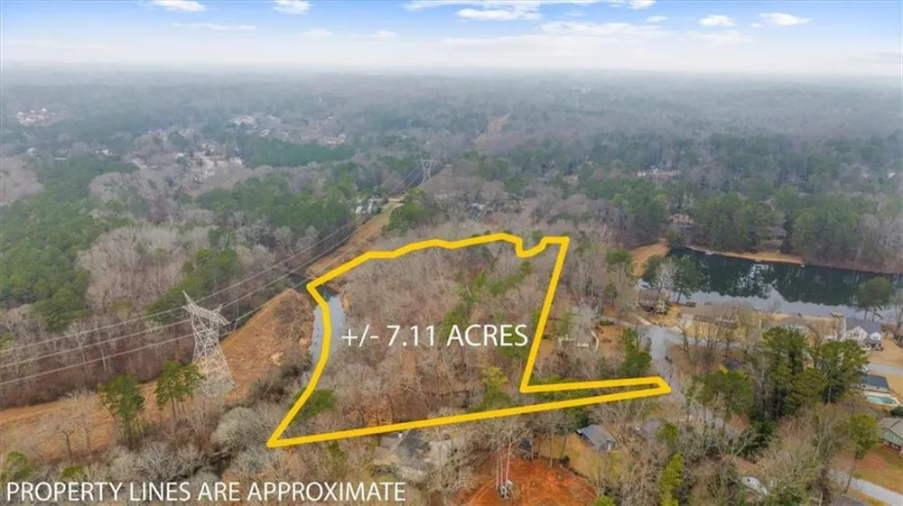 4194 Rocky Ledge Way Snellville, GA 30039