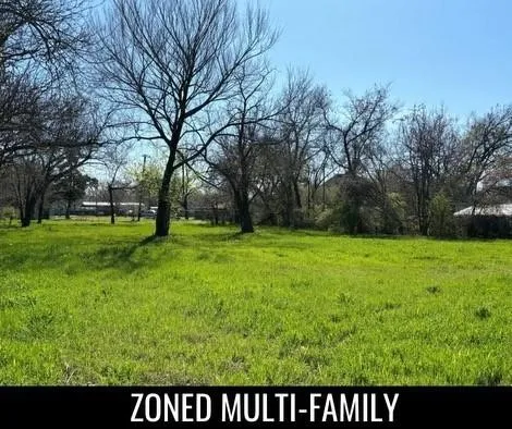 740 E Waco Avenue Cooper, TX 75432