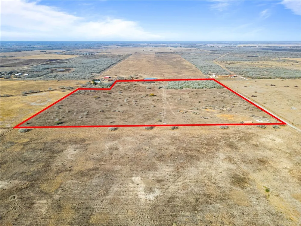 16 County Road 1110 S Riviera, TX 78379
