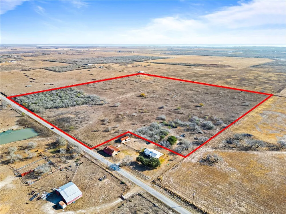 16 County Road 1110 S Riviera, TX 78379