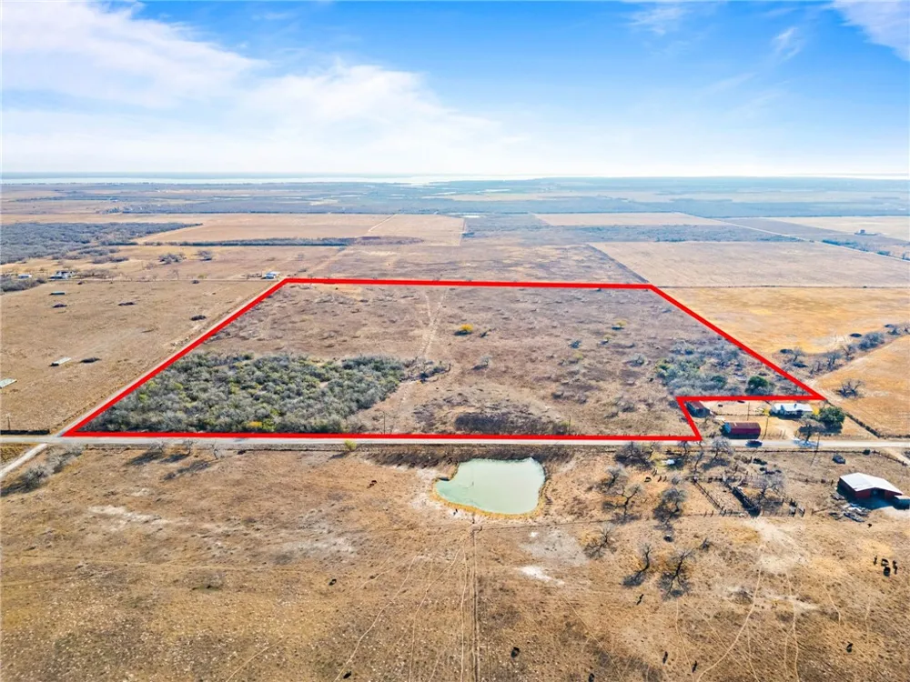 16 County Road 1110 S Riviera, TX 78379