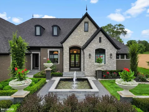 5769 Cotswold Drive