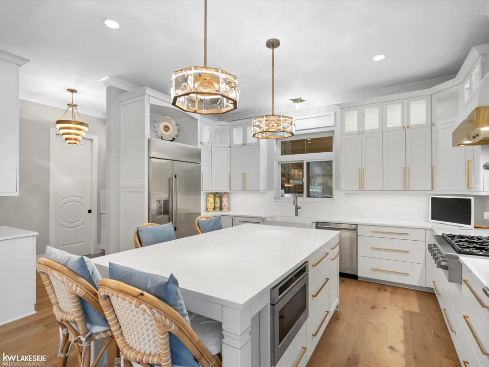 5769 Cotswold Drive Washington Township, MI 48094