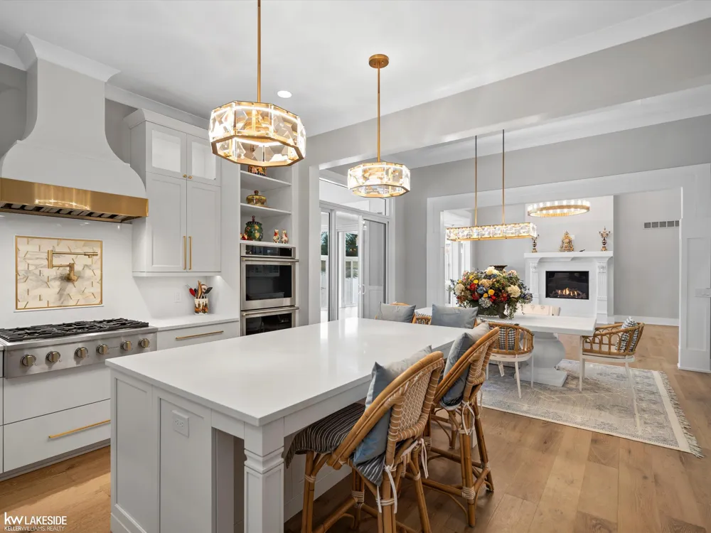 5769 Cotswold Drive Washington Township, MI 48094