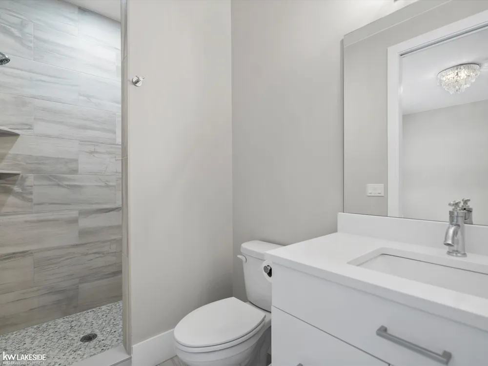 5769 Cotswold Drive Washington Township, MI 48094