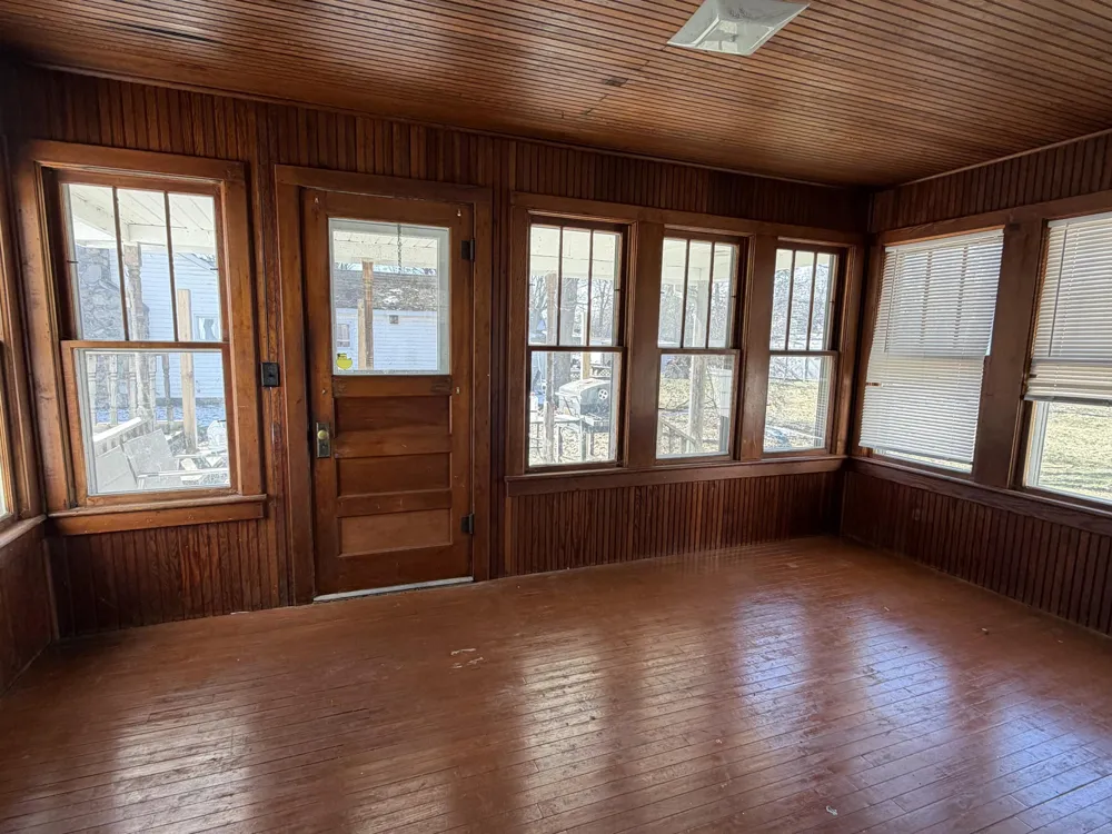 235 Nottawa Street Mendon, MI 49072