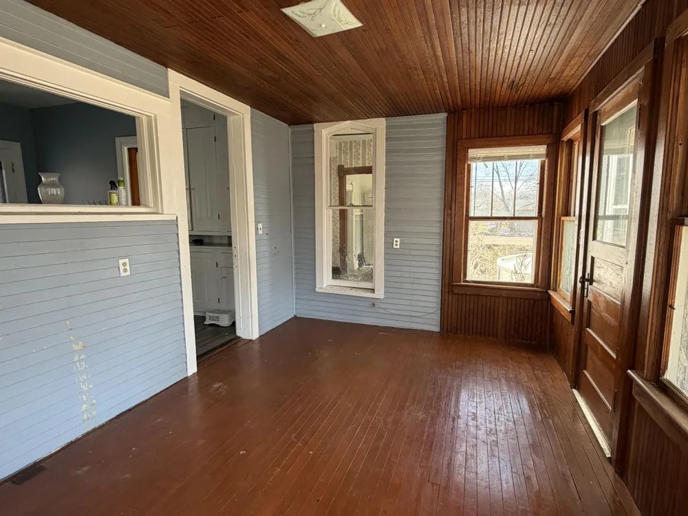 235 Nottawa Street Mendon, MI 49072