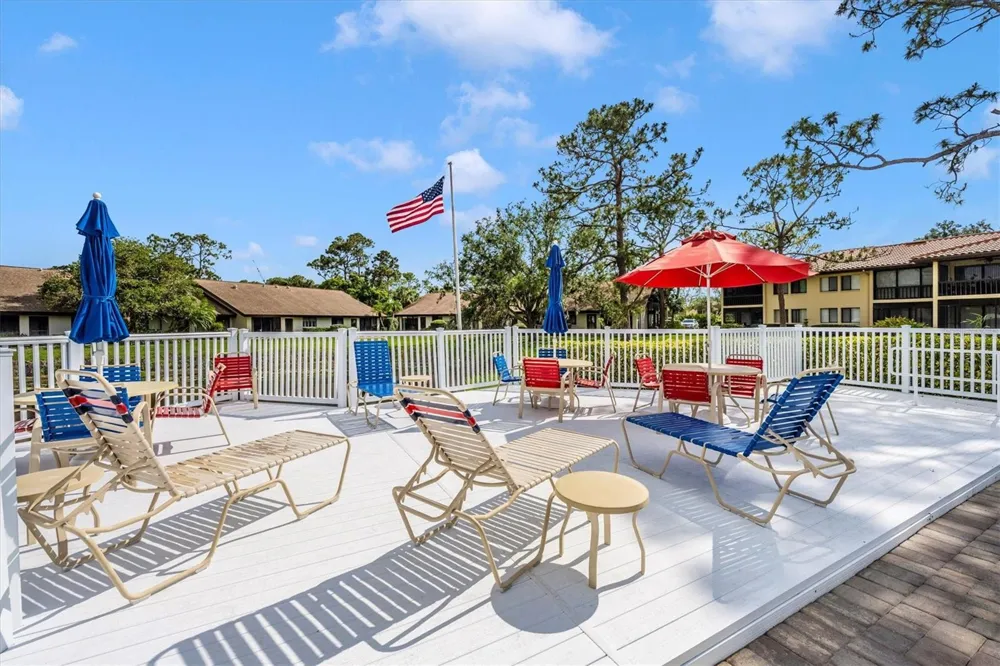 5219 LAKE VILLAGE DRIVE #21 Sarasota, FL 34235