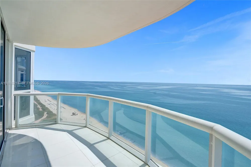 6365 Collins Ave #2403 Miami Beach, FL 33141