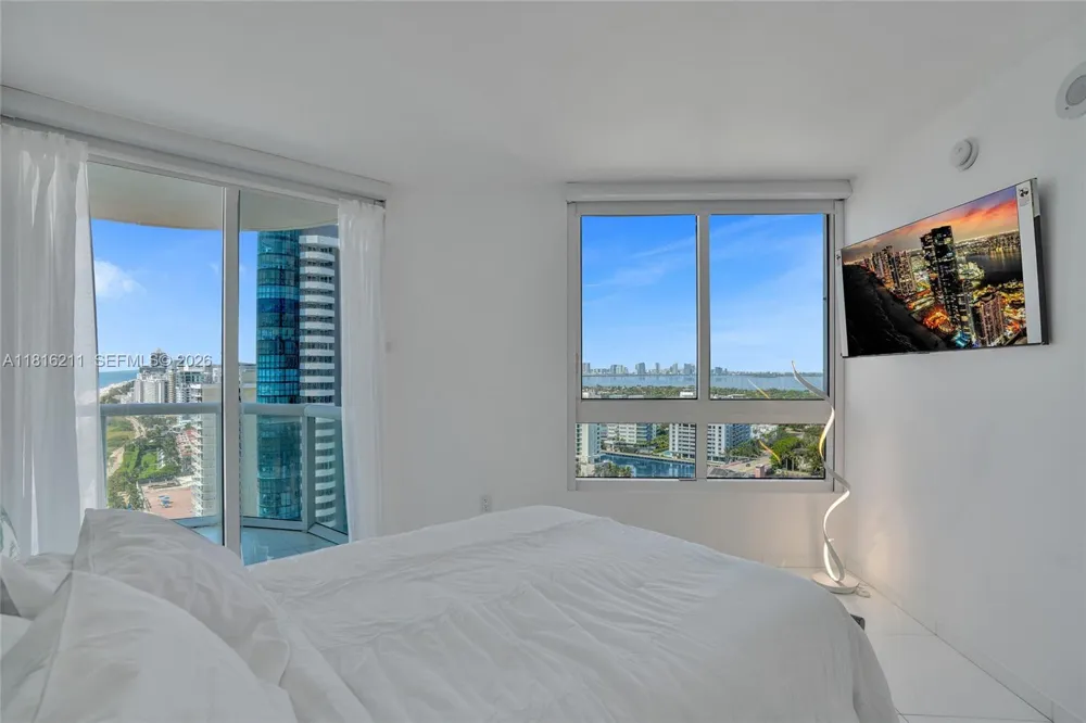 6365 Collins Ave #2403 Miami Beach, FL 33141
