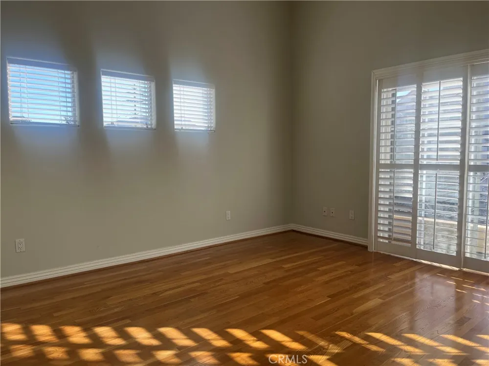 10623 Moorpark Street #1 Toluca Lake, CA 91602