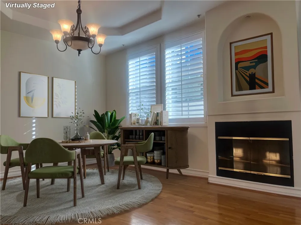 10623 Moorpark Street #1 Toluca Lake, CA 91602