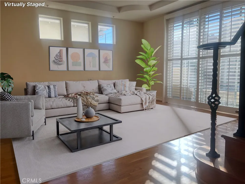 10623 Moorpark Street #1 Toluca Lake, CA 91602