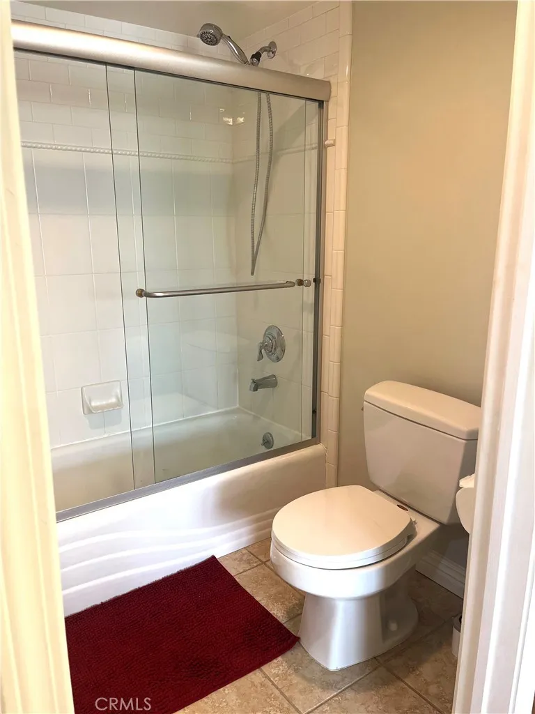 10623 Moorpark Street #1 Toluca Lake, CA 91602