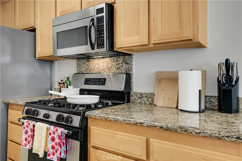 10623 Moorpark Street #1 Toluca Lake, CA 91602