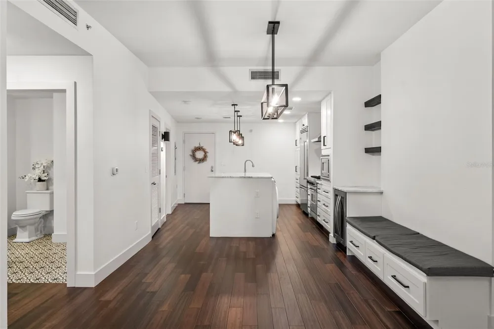 1208 E KENNEDY BOULEVARD #618 Tampa, FL 33602