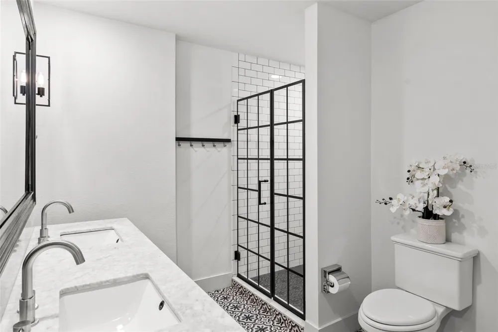 1208 E KENNEDY BOULEVARD #618 Tampa, FL 33602