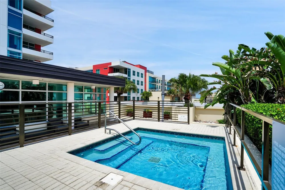 1208 E KENNEDY BOULEVARD #618 Tampa, FL 33602