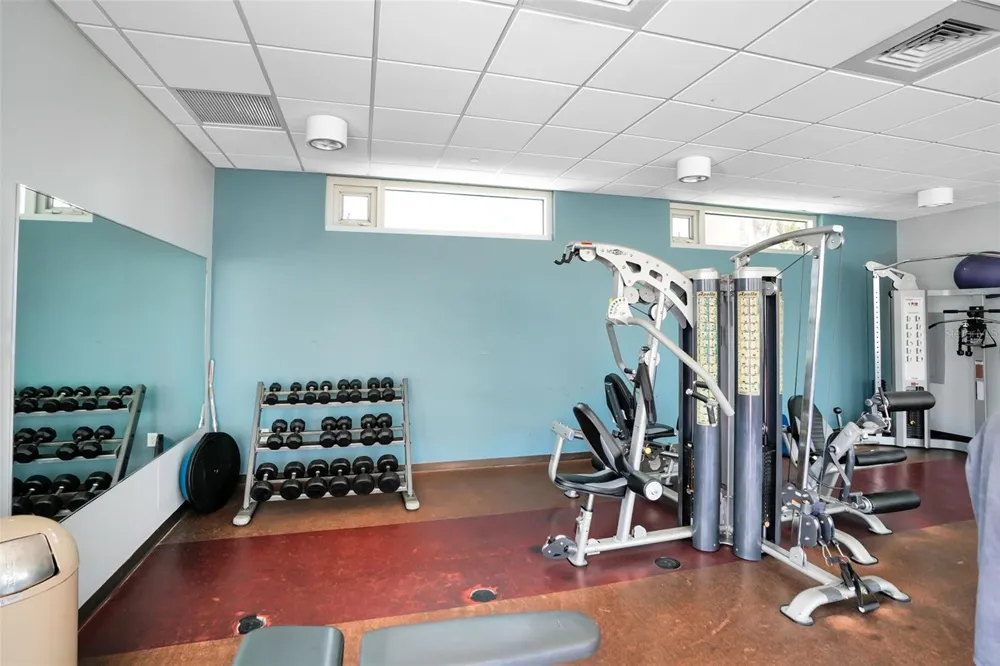 1208 E KENNEDY BOULEVARD #618 Tampa, FL 33602