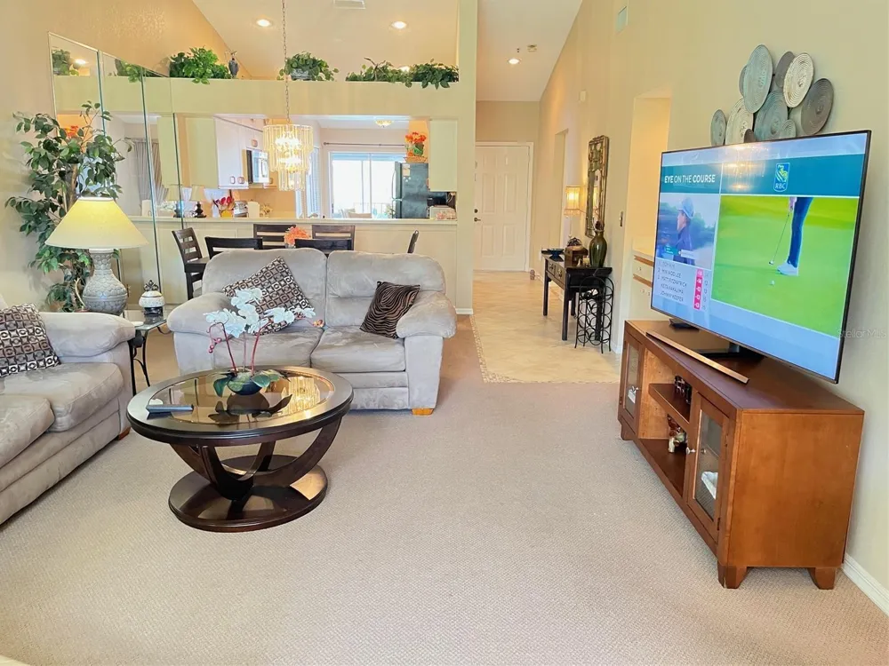 6713 STONE RIVER RD #203 Bradenton, FL 34203