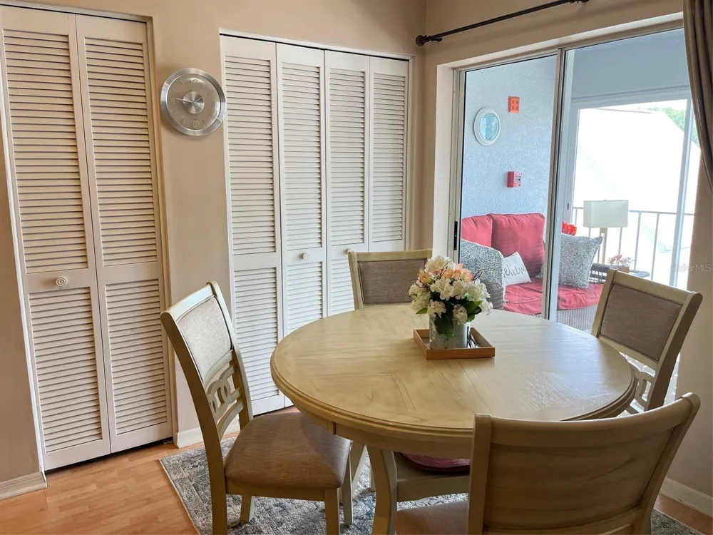6713 STONE RIVER RD #203 Bradenton, FL 34203