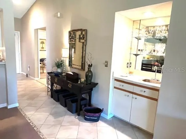 6713 STONE RIVER RD #203 Bradenton, FL 34203