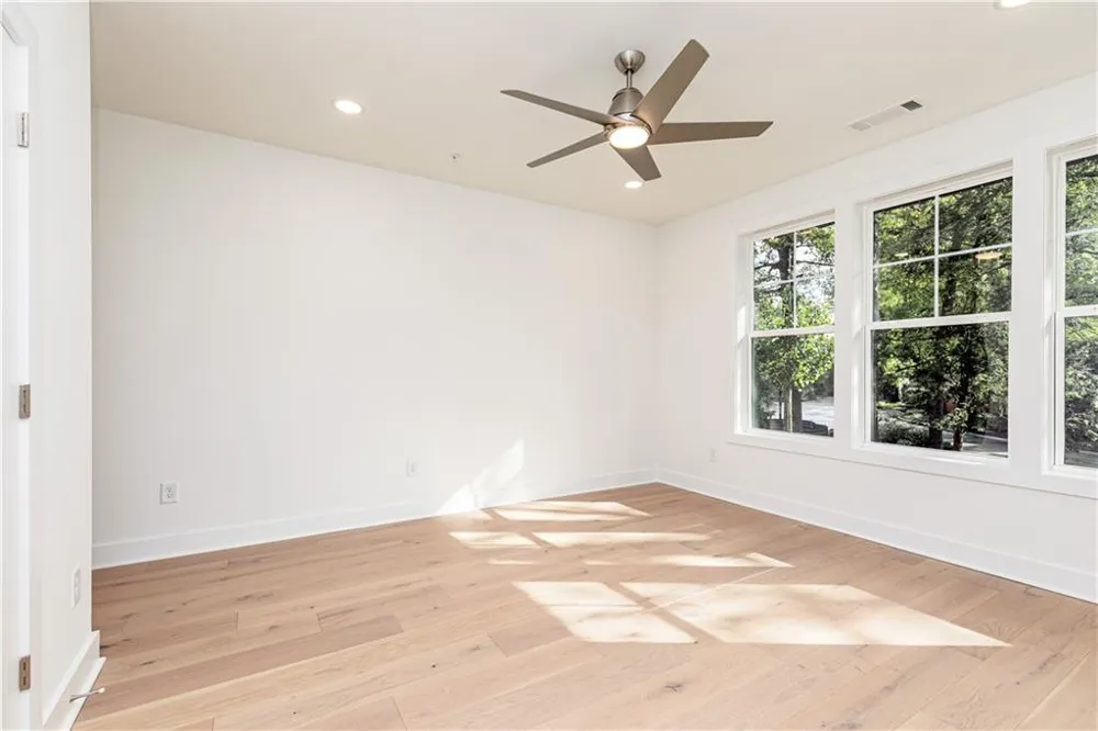 2244 Crestview Drive #35 Brookhaven, GA 30319