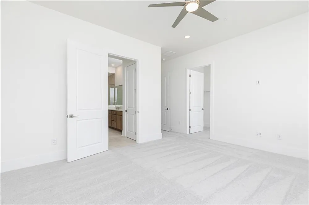 2244 Crestview Drive #35 Brookhaven, GA 30319