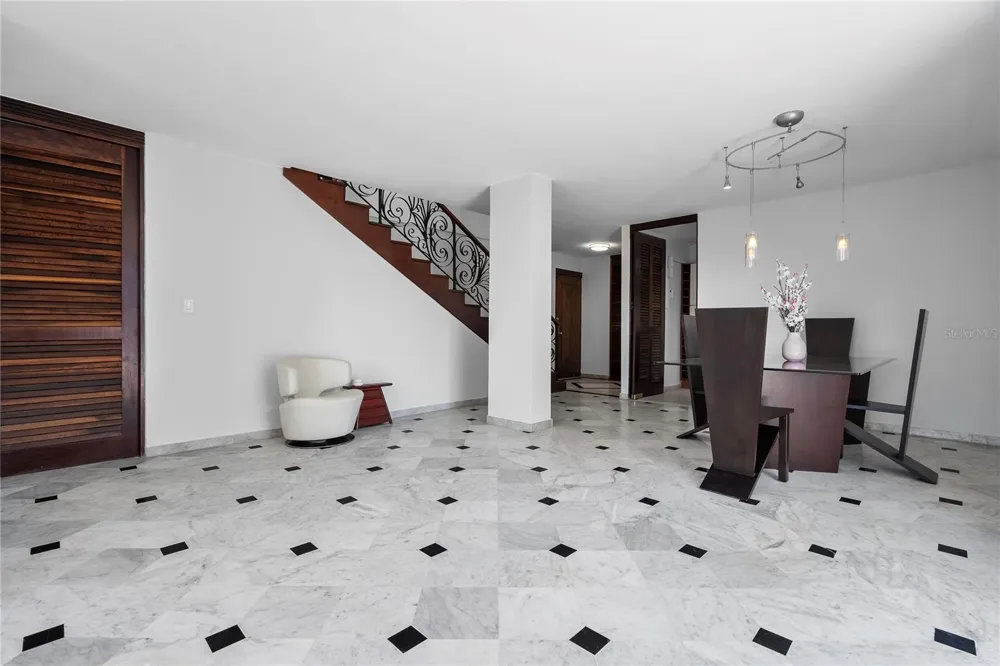 85 CALLE CARIBE #PH 601 San Juan, PR 00907
