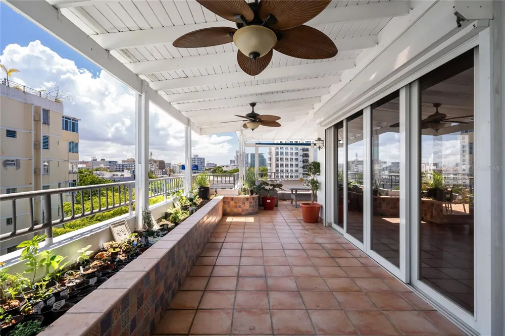 85 CALLE CARIBE #PH 601 San Juan, PR 00907