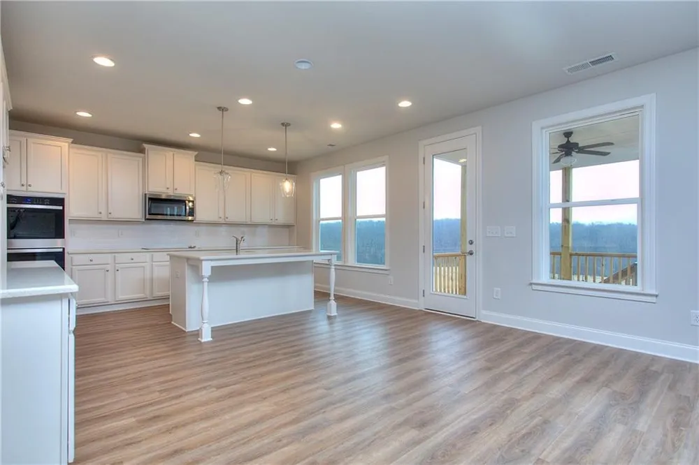 132 Classic Overlook Homer, GA 30547