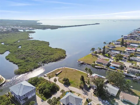6374 BOATYARD DRIVE