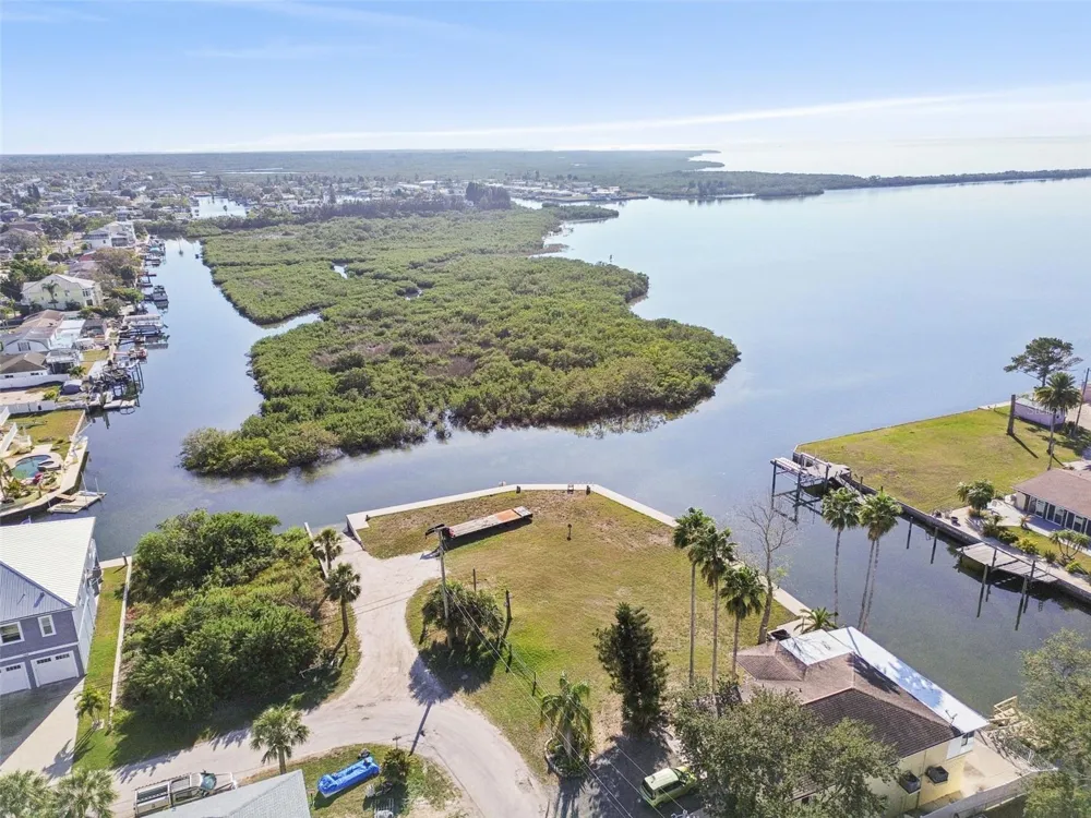 6374 BOATYARD DRIVE Hudson, FL 34667