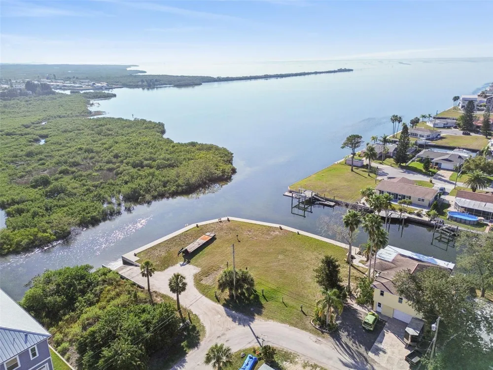 6374 BOATYARD DRIVE Hudson, FL 34667