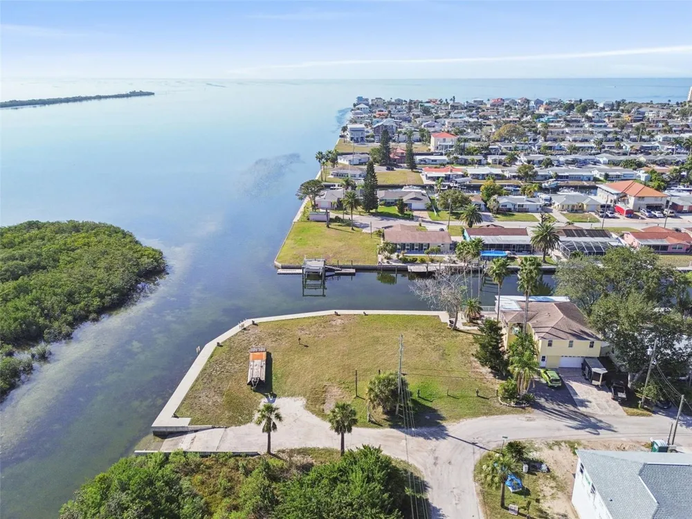 6374 BOATYARD DRIVE Hudson, FL 34667