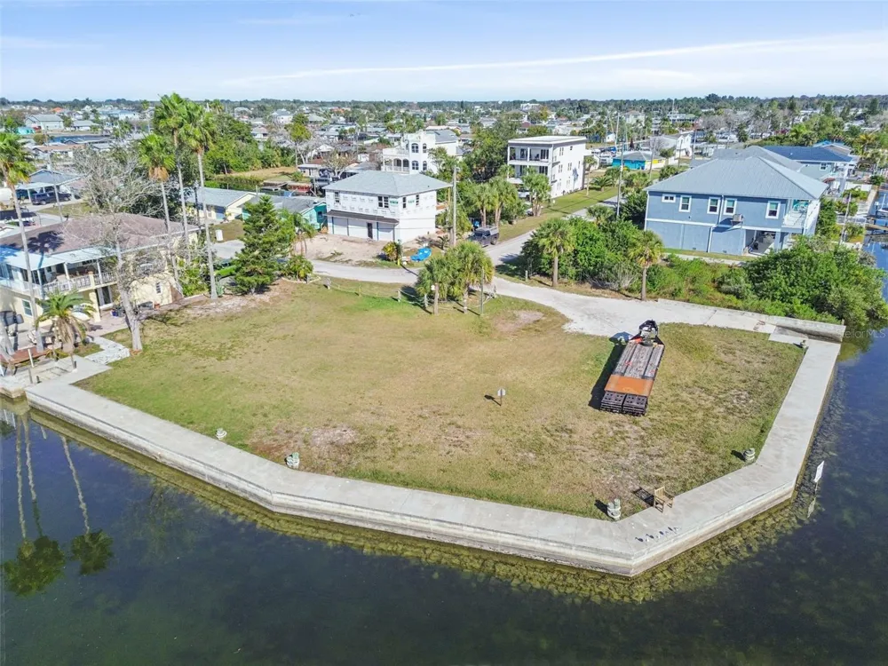6374 BOATYARD DRIVE Hudson, FL 34667