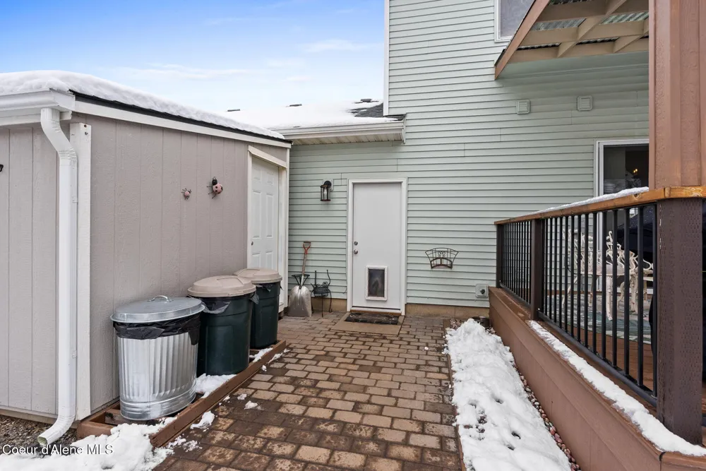 7370 w macaw Lane Rathdrum, ID 83858