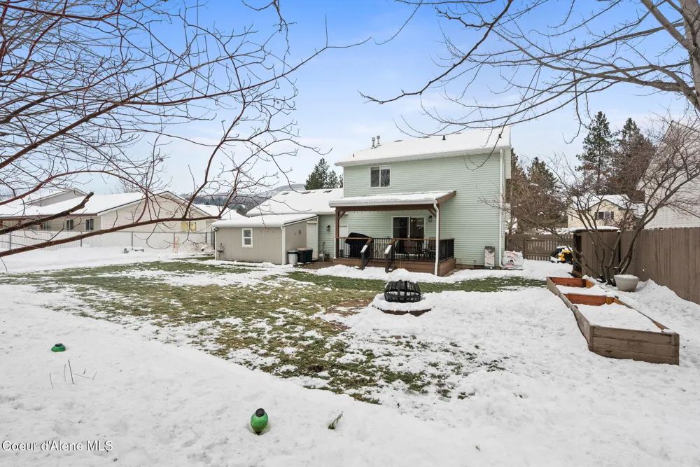 7370 w macaw Lane Rathdrum, ID 83858