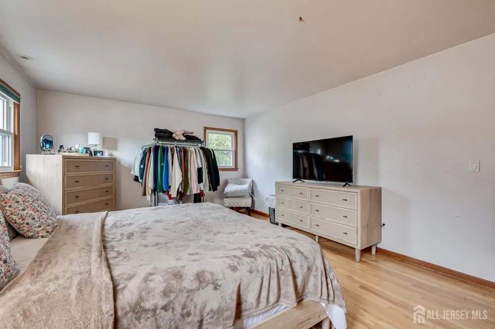 228 Oneida Place North Plainfield, NJ 07060