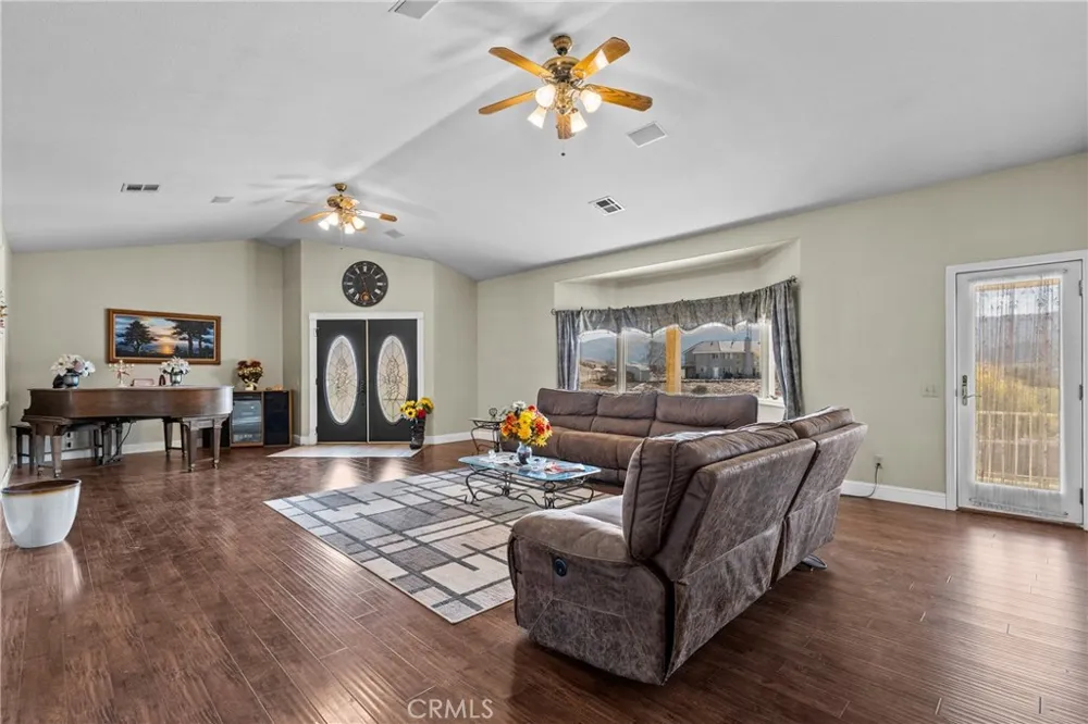 40647 Shallow Springs Leona Valley, CA 93551