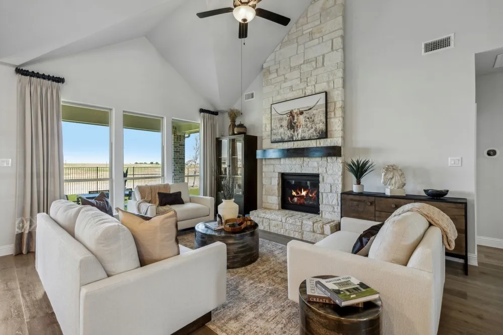 931 Richard Pittmon Drive DeSoto, TX 75115